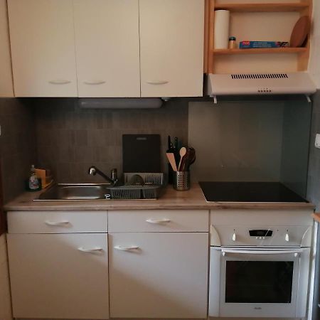 Appartement Type F2 Proche Paris 25 Km أنْدييِ المظهر الخارجي الصورة