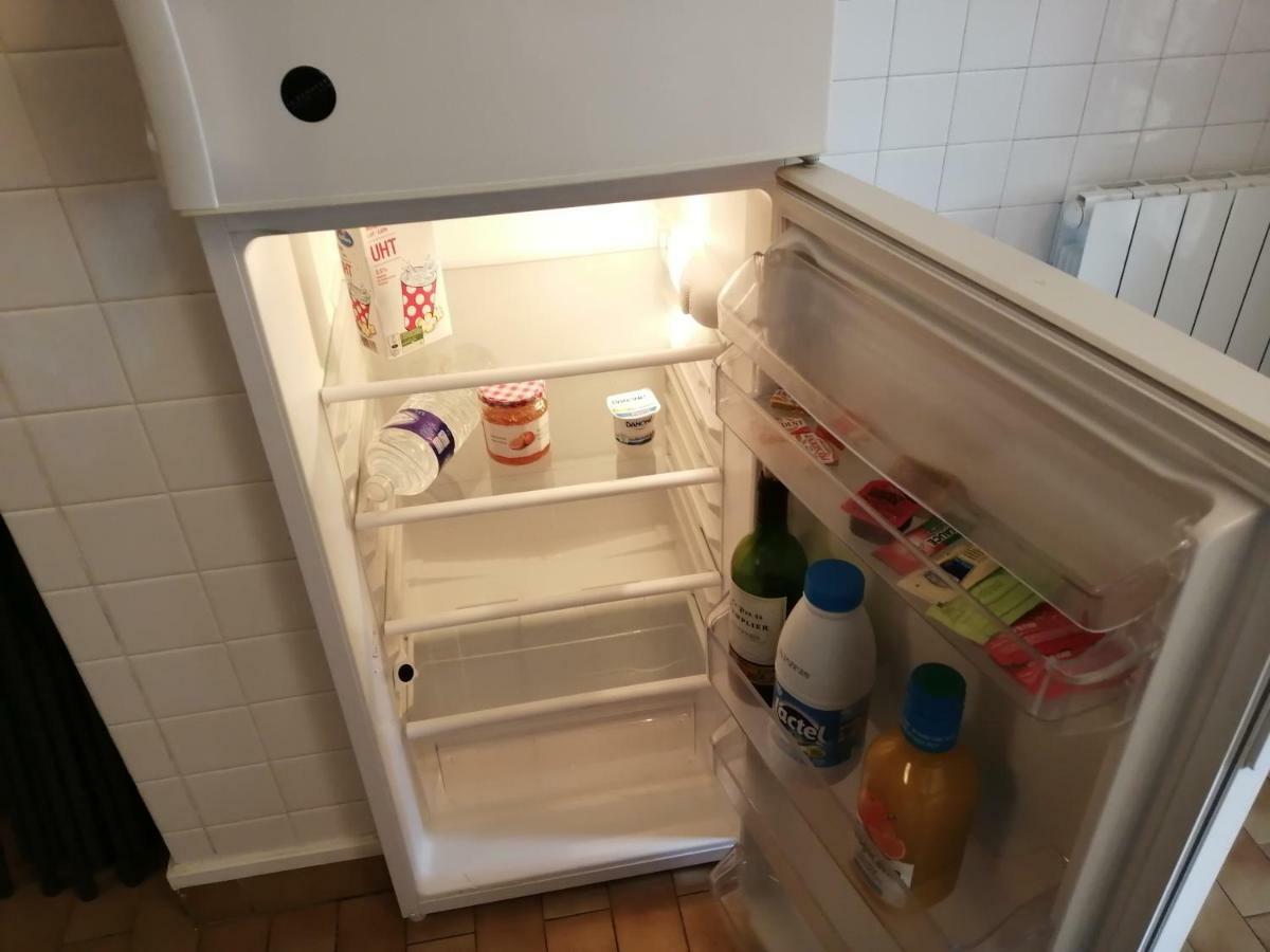 Appartement Type F2 Proche Paris 25 Km أنْدييِ المظهر الخارجي الصورة