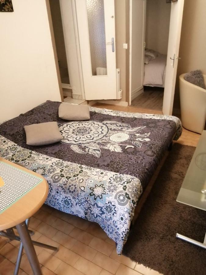 Appartement Type F2 Proche Paris 25 Km أنْدييِ المظهر الخارجي الصورة