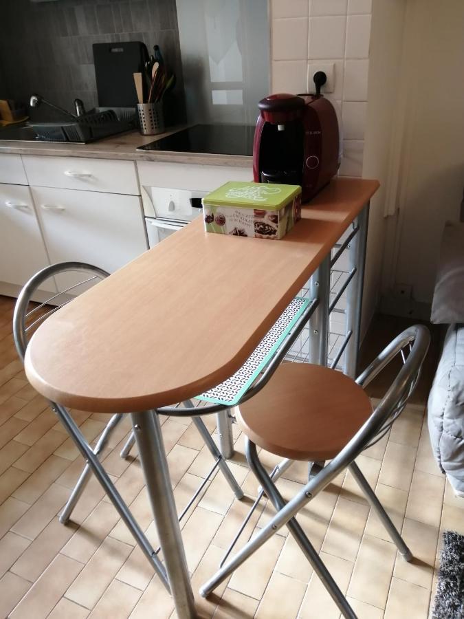 Appartement Type F2 Proche Paris 25 Km أنْدييِ المظهر الخارجي الصورة